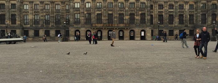Palais royal d'Amsterdam is one of Amsterdam Sights/Shopping.