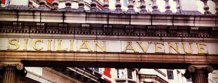 Sicilian Avenue is one of London Places.