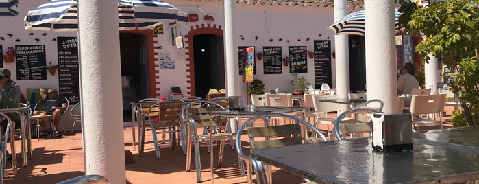 Barril Beach Café is one of Tavira.