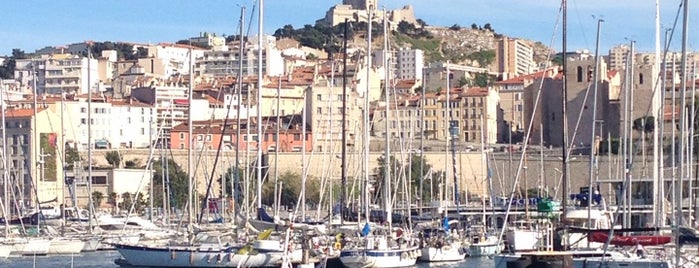 Yacht Motor Club de Marseille is one of Posti che sono piaciuti a Türker.