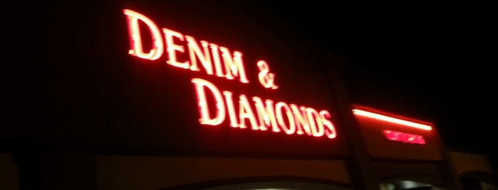 Denim & Diamonds is one of Sandra'nın Kaydettiği Mekanlar.