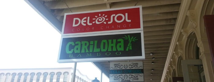 Del Sol & Cariloha is one of Vasundharaさんのお気に入りスポット.