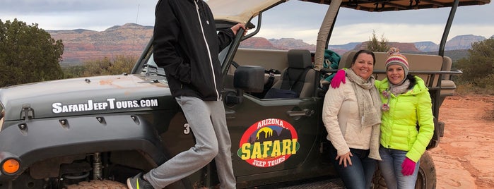 Safari Jeep Tours is one of John 님이 좋아한 장소.