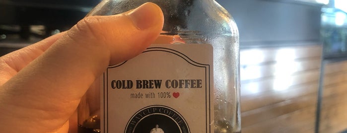 WayCup Coffee is one of Nadav : понравившиеся места.