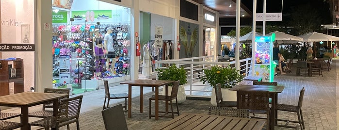 Shopping Jequiti is one of Top picks for Malls.