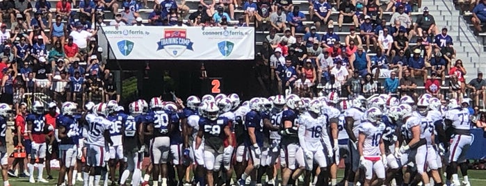 Growney Stadium is one of Locais curtidos por MSZWNY.