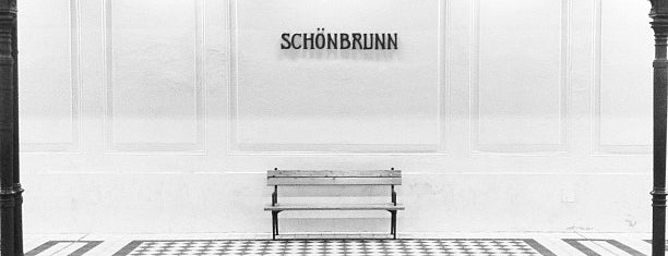U Schönbrunn is one of Richardさんのお気に入りスポット.