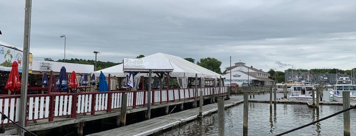 Waterman's Crab House is one of Dined At.