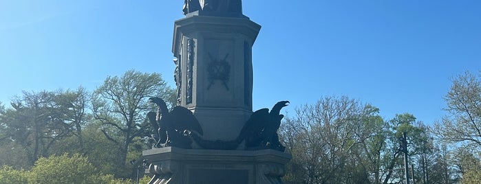 Abraham Lincoln is one of Public Art in Philadelphia (Volume 1).