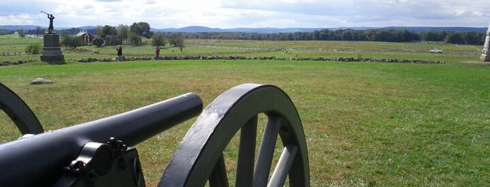 Gettysburg National Military Park Museum and Visitor Center is one of American Bucket List.