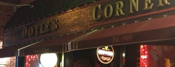 Doyle's Corner is one of Queens Bars.
