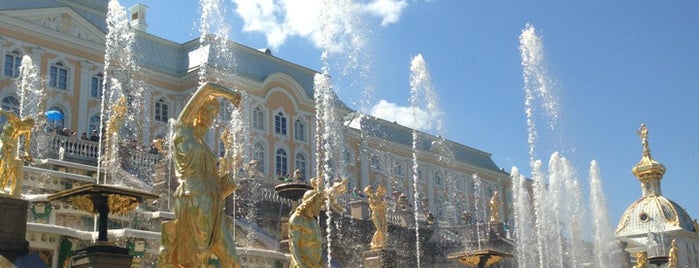 Музей-заповедник «Петергоф» is one of Museums.