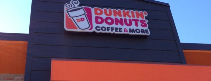 Dunkin' is one of Jordanさんのお気に入りスポット.
