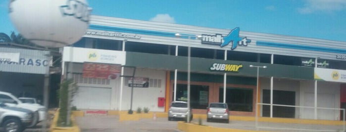 Subway is one of สถานที่ที่ Alberto Luthianne ถูกใจ.