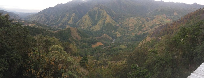 Buttu Kabobong (Gunung Nona) is one of Joshua’s Liked Places.