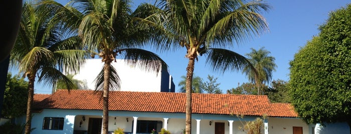 Hotel Lago Azul is one of Lugares favoritos de Kelly Marcelino.