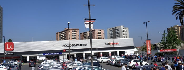 Unimarc is one of Supermercados Santiago.