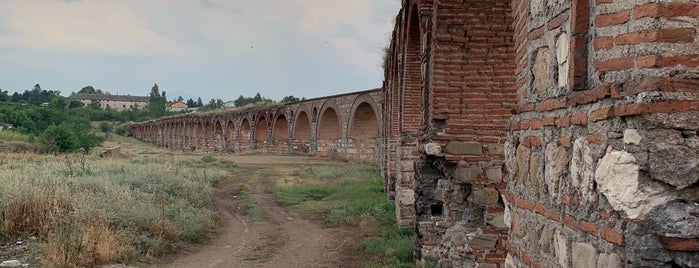 Aqueduct is one of Macedonia.