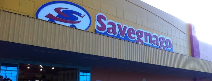 Savegnago Supermercados is one of Meus lugares.