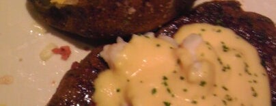 Outback Steakhouse is one of Lugares favoritos de GoLacey Go.