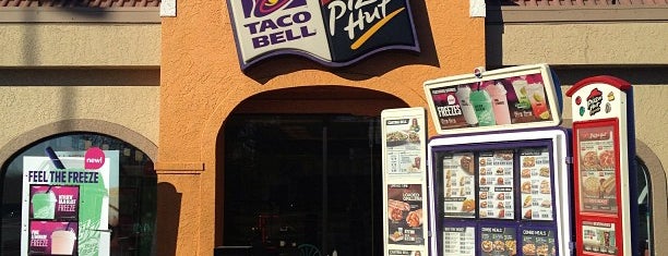 Taco Bell is one of Amyさんのお気に入りスポット.