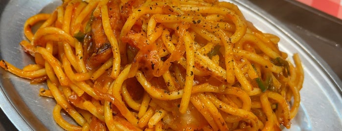 スパゲッティーのパンチョ is one of Kimmieさんの保存済みスポット.