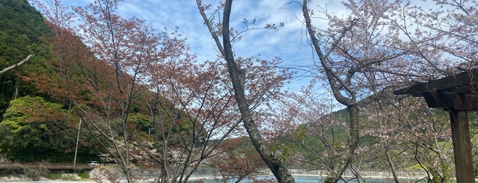 Kawachi Reservoir is one of 土木学会選奨土木遺産 西日本・台湾.