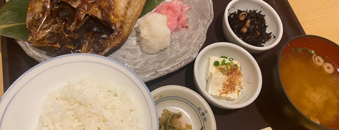 まるとく食堂 is one of 定食.