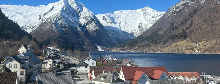 Kviknes Hotel is one of Norway.