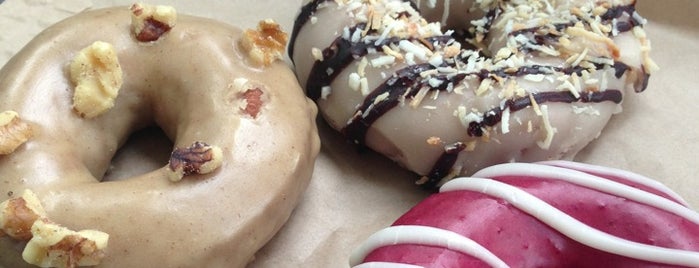 Paulette's Original Donuts and Chicken is one of Toronto x Bakeries and sweet treats.