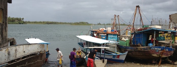 Porto dos Pescadores is one of Alagoas.