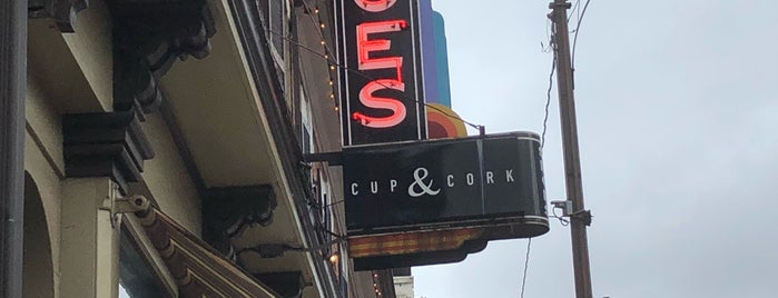 Shoe's Cup & Cork is one of Jared'in Beğendiği Mekanlar.