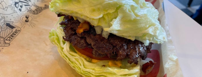MOOYAH Burgers, Fries & Shakes is one of ATX Burgers & Steak.