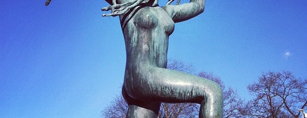 Frogner Park is one of oslo in not quite a nutshell.
