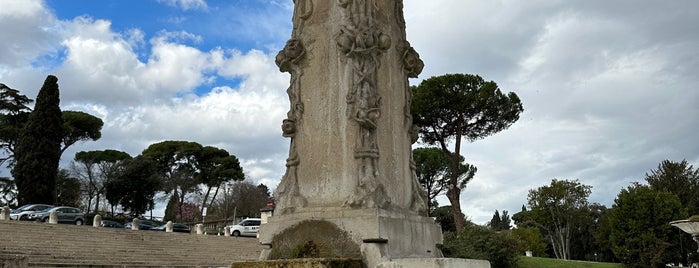 Fontana delle Tartarughe is one of สถานที่ที่ Salvatore ถูกใจ.