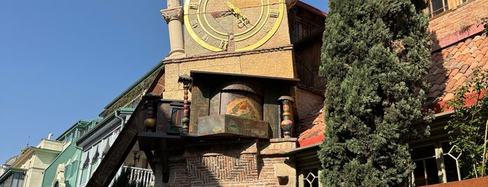 Gabriadze Clock | გაბრიაძის საათი is one of Orte, die Anton gefallen.