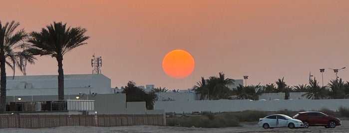 Al Athaiba Beach is one of Guide to Bawshar's best spots.