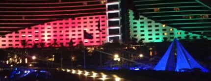 Jumeirah Beach Hotel is one of Dubai#4sqCities.