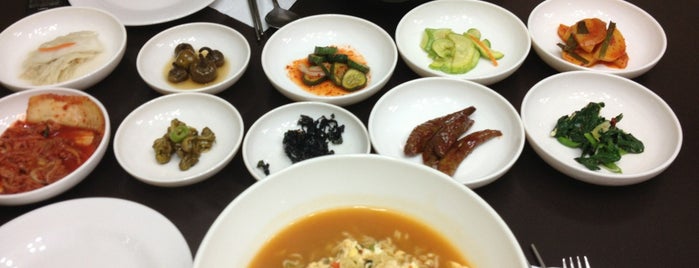 Tebek Korean Restaurant is one of ist.