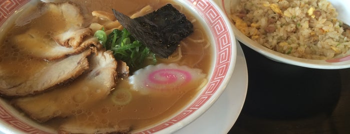 幸楽苑 蒲郡市役所通店 is one of ラーメン同好会・三河支部.