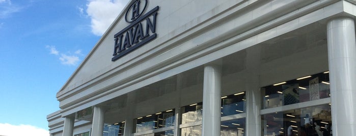 Havan is one of Em observação.
