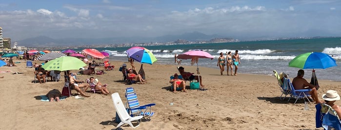 Playa de Arenales del Sol is one of Orte, die María gefallen.
