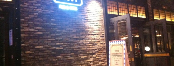 Prost Pub & Grill is one of 서울여행.