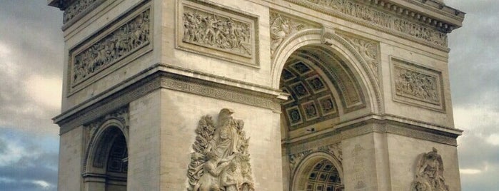 Arco do Triunfo is one of Paris ~Lutetia.