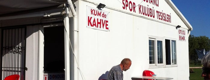 Bostancı Spor Kulübü is one of Posti che sono piaciuti a Globe.