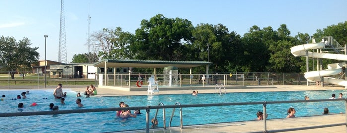 Durant pool And Park is one of Brettさんのお気に入りスポット.