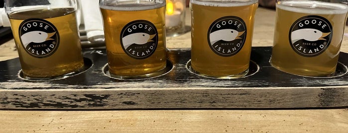 Goose Island Brewhouse is one of Alexさんのお気に入りスポット.