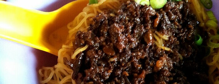 Ngau Kee Beef Noodle is one of MARKET / FOOD TRUCK / FOOD COURT / KOPIDIAM.