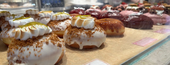 Crush Doughnuts is one of Lissabon.