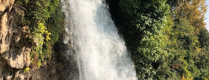 Edessa Waterfalls is one of Tempat yang Disukai mariza.